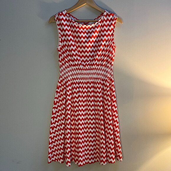 Kate Spade Leora Chevron Pink‎ Coral Stripe Cotton Smocked Dress Size Small - Picture 3 of 7
